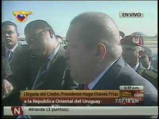 El presidente Chávez llega a Uruguay para participar en cumbre de Mercosur