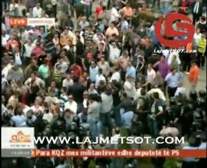 Protest e dhunshme para KQZ-se 2011 - www.lajmetsot.com