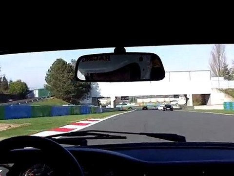 RUF CTR Yellow Bird nello racing team face aux nouvelles générations de voitures circuit magny cours