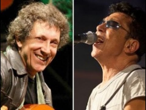 Napoli - I fratelli Bennato a Piazza del Plebiscito a Capodanno