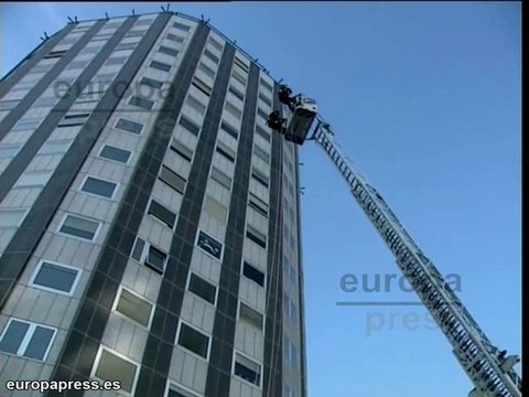 Bomberos visitan a Niños en el Hospital La Paz