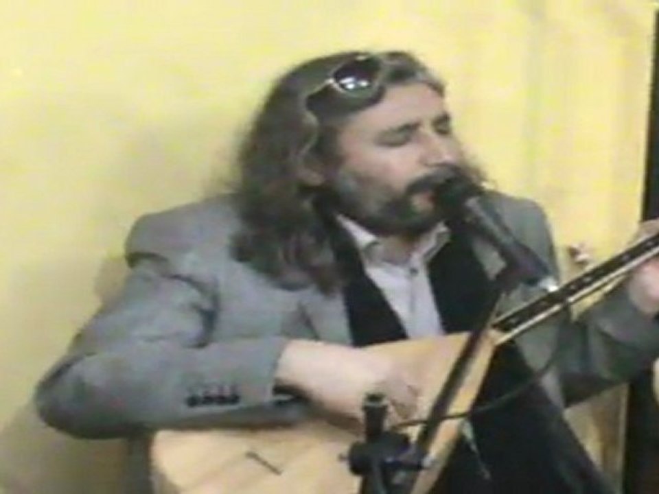 GÜLAY BALKANLIDAN ŞİİRİ ÖĞRENCİLERİNDEN İSE FON MÜZİĞİ...