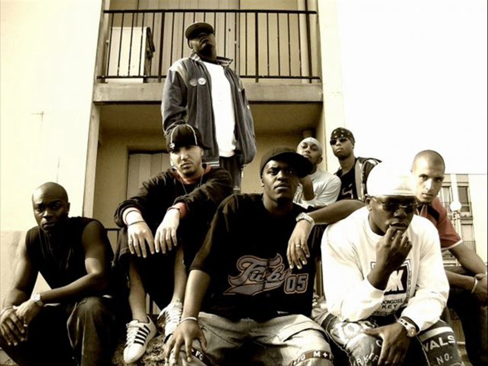 Les 10' et Ulteam Atom - Gardons les pieds sur terre