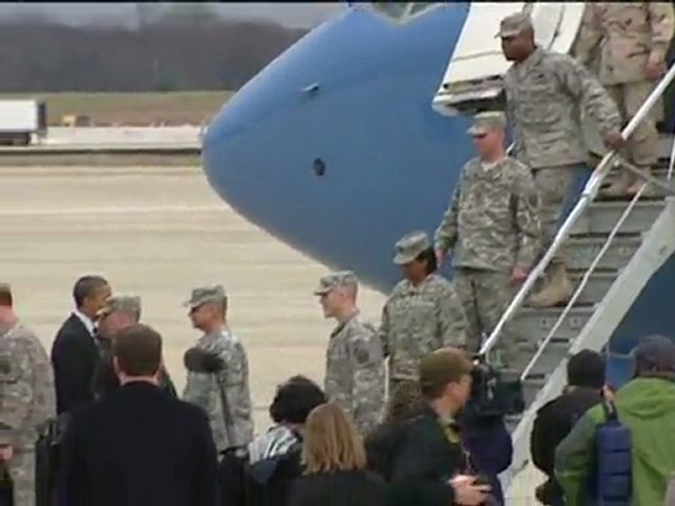Obama welcomes home soldiers from Iraq