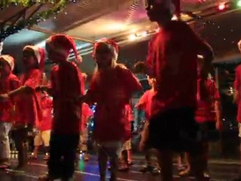 Spectacle Estelle Noël école NDA 14 décembre 2011