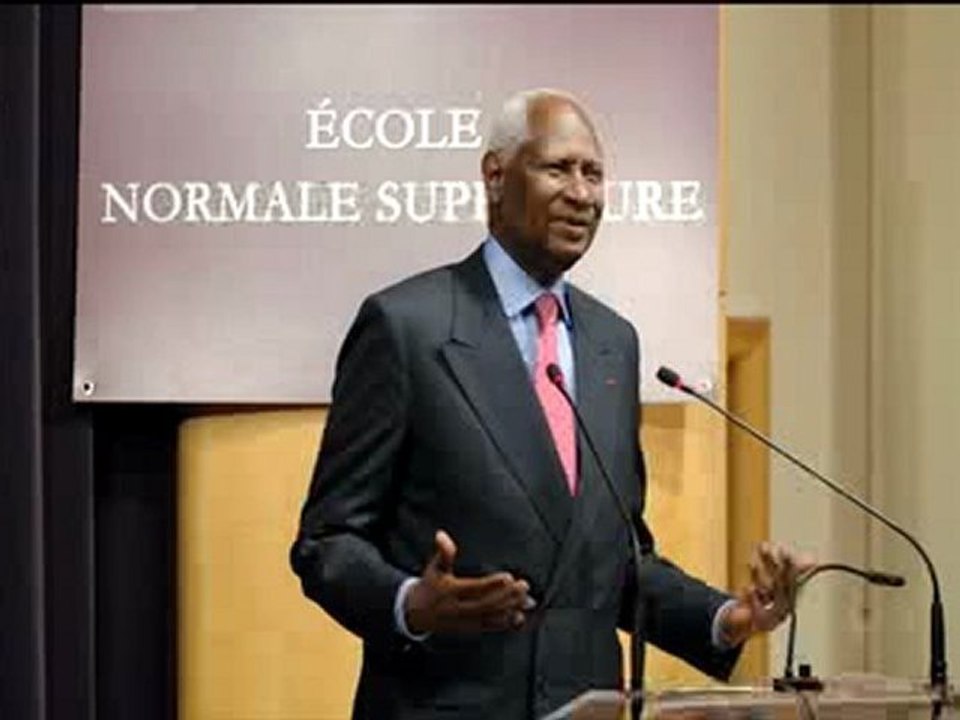 Conférence d'Abdou Diouf à l'Ecole Normale Supérieure