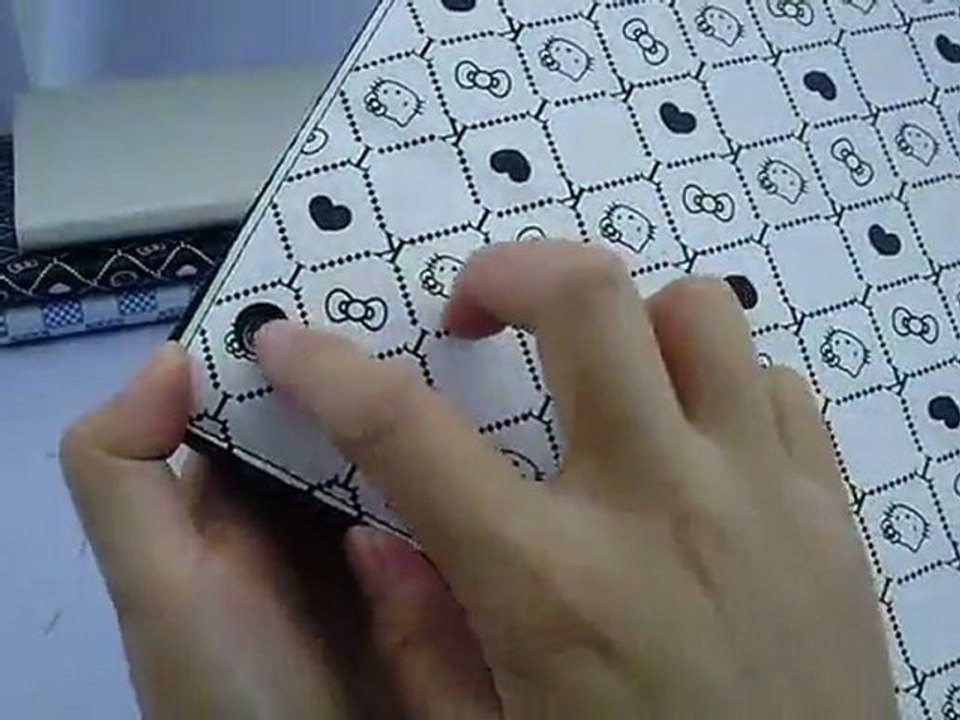 Hello Kitty iPad 2 Flip Leather Smart Cover Case