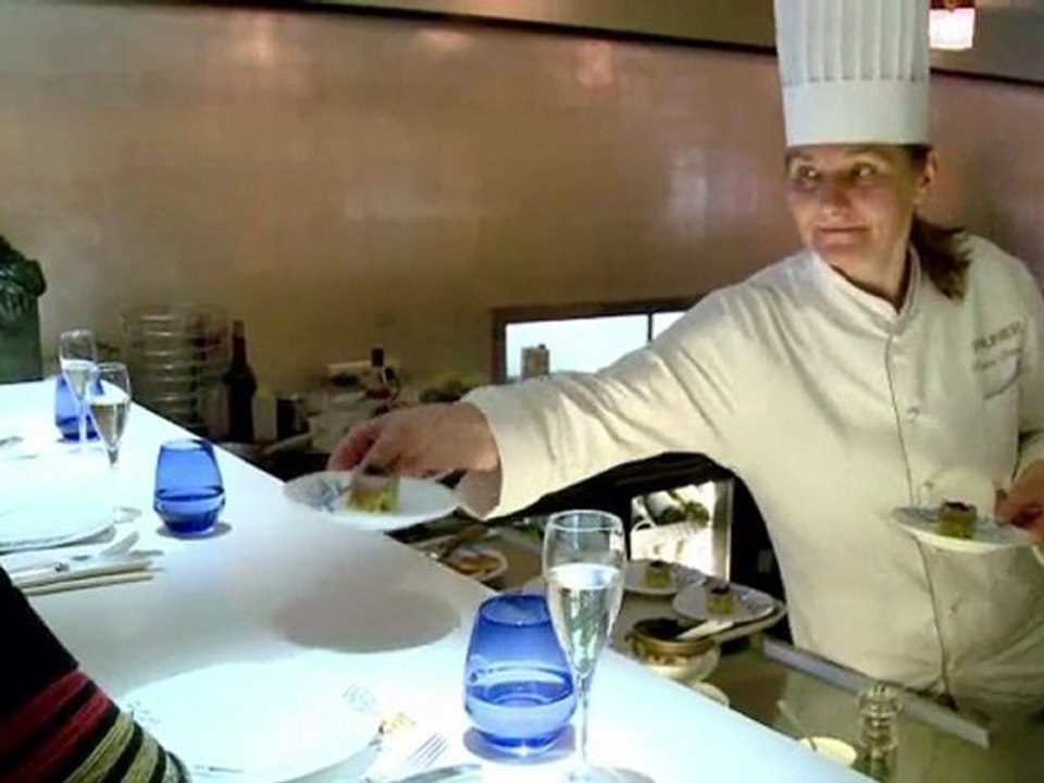 A la découverte des ateliers caviar de la maison Prunier