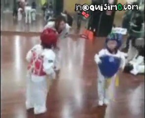 NAQUISIMO.COM - Sangrienta pelea entre niños