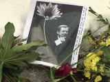 Les voisins de Havel saluent la mémoire de leur ami disparu