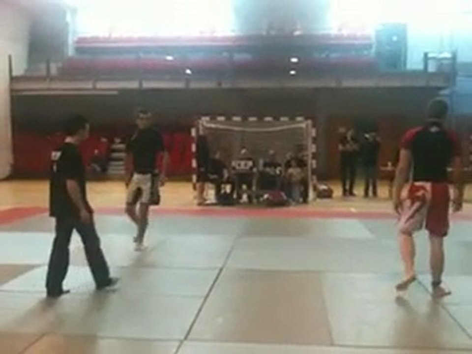 Janvier Jeremy Fight 4 Final Shooto Grappling 8 mai 2010 (Chraleroi Be)