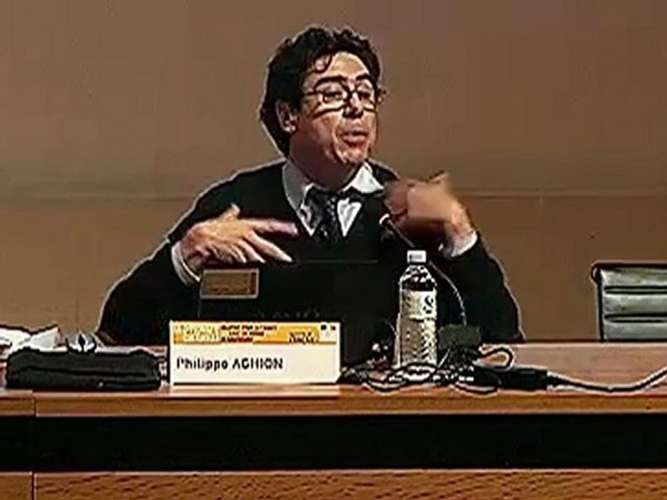 Culture and economy : the role of cultural industries - Introduction