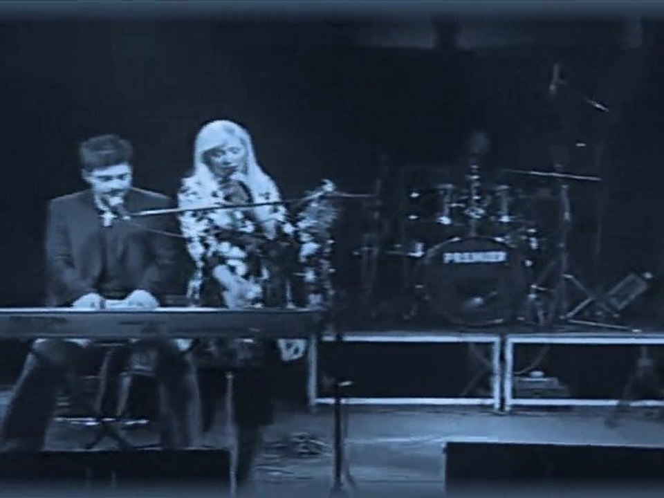 TOSE PROESKI & LEONTINA - CRNO PA SE NE VIDI (SKOPJE 2004)