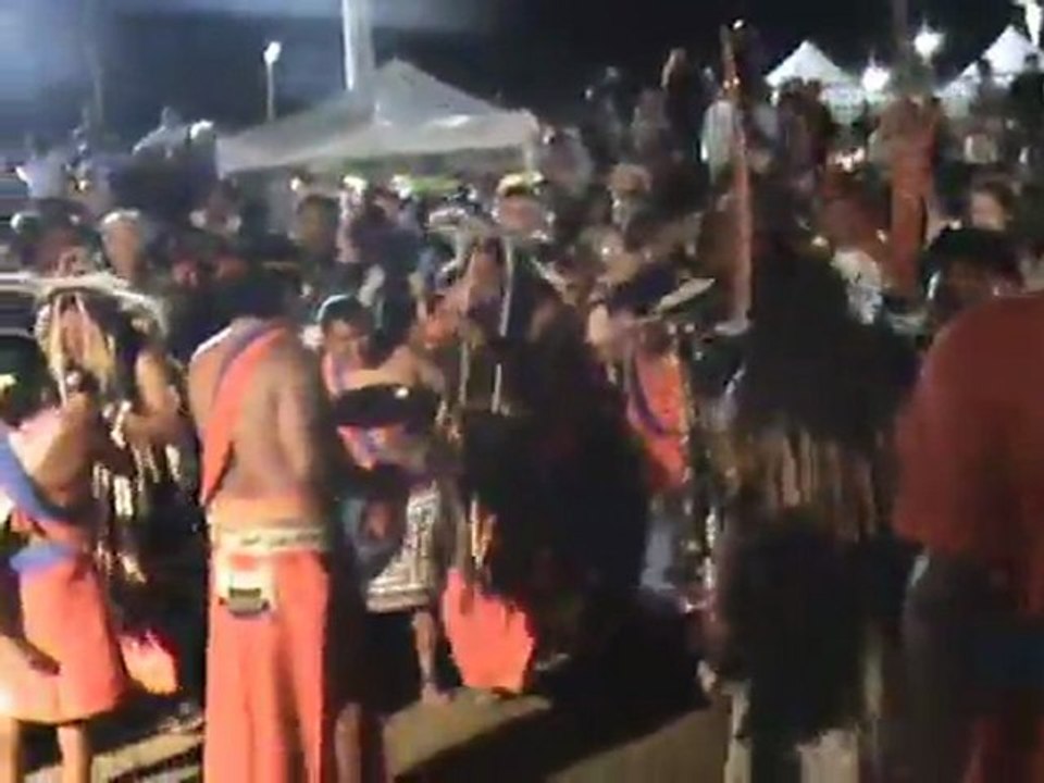 Dance traditionnelle Wayana. 1ères journées des Peuples autochtones de Guyane.09-10 déc 2011