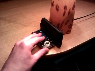 Tryb kieszonkowy i szybkie wyciszanie sygnału.