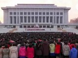 Kim Jong-il'in ölüm haberi gözleri liderlik koltuğuna çevirirken, genç Kim'in lider olarak ilk emrini verdiği öğrenildi.