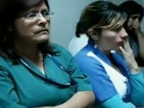 Dados de alta tres de los mineros rescatados en Chile