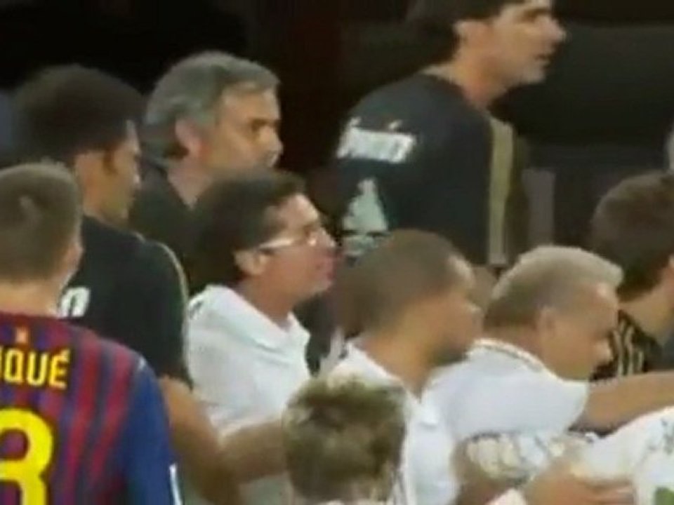 Mourinho mete el dedo en el ojo a Tito Vilanova