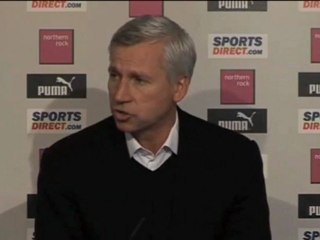 Pardew dénonce un manque de discipline