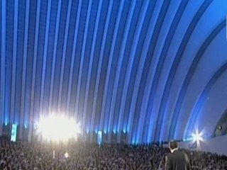 Rajoy considera que en el 20N se discute si España se resigna o supera las dificultades