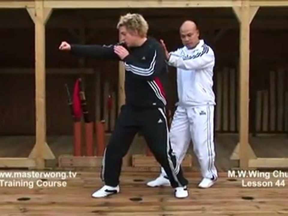 How to do Wing Chun Lesson 44- Using stepping to move round your opponent