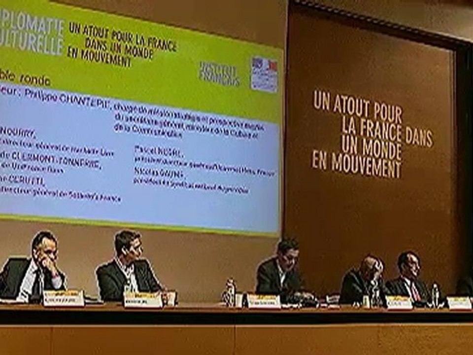 3ème table ronde: “Culture et économie: le rôle des industries culturelles” [1er partie]