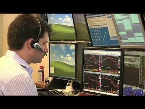 FreshForex: какие подарки брокер приготовил к Новому году?