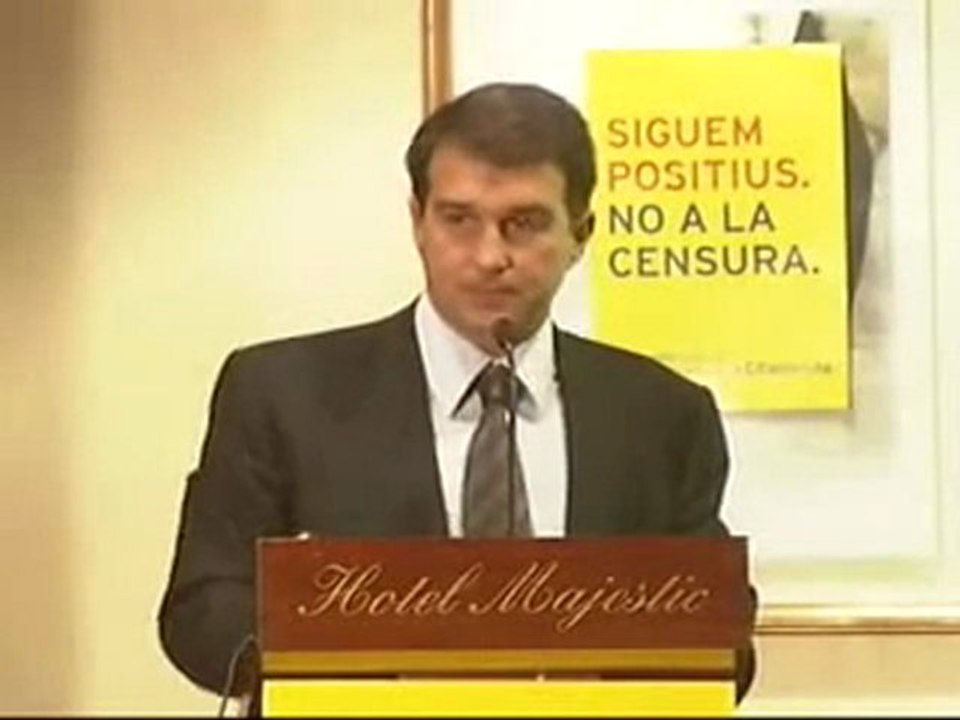 Laporta llora y pide perdón a sus directivos