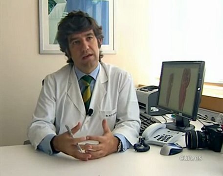 La Clínica Universitaria de Navarra realiza una reconstrucción mamaria pionera en España