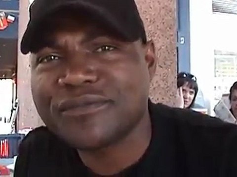 Rommy Roméo interviewé lors d'un séjour en France