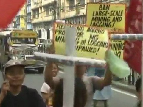 Storm-hit Philippines villages struggle to recover from flash floods