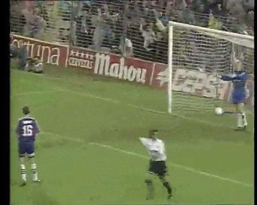 1996.09.10: Valencia CF 3 - 0 Bayern de Munich (Resumen)