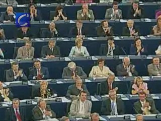 Durao Barroso renueva su mandato como presidente de la CE