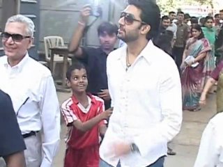 Abhishek Bachchan Talks About Getting Beti B's Tattoo - Bollywood News