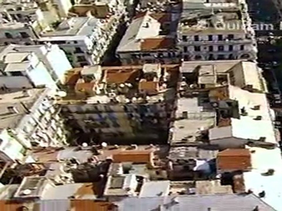 EL GUSTO : LES PREMIERES MINUTES