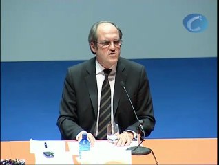 Gabilondo anuncia un plan para reducir un 50% el abandono escolar en 10 años
