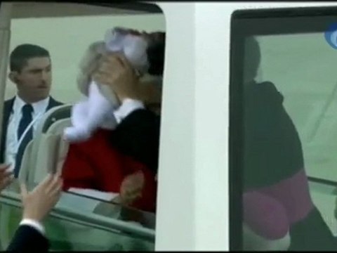 20101106 WEB PAPADEJARQUELOSNIÑOSSEAERQUENAMI CM