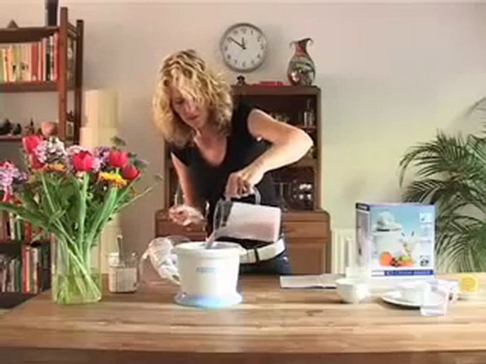 Делаем клубничное мороженое