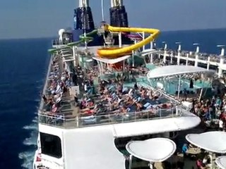 Deck 19 on Norwegian epic17102011223