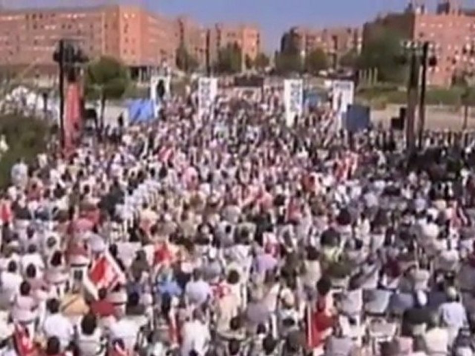 Rubalcaba arremete contra Rajoy
