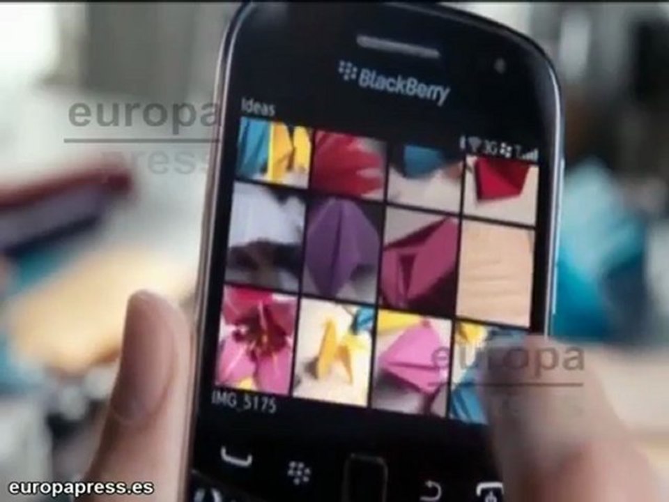 La mitad de los españoles ya utiliza 'smartphones'