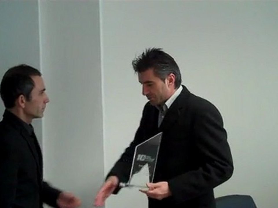 ZAGORAKIS STO CONTRA