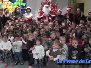Père Noël dans les maternelles de Gray