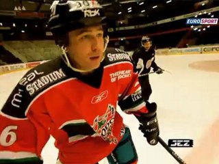 Jez, Peter Forsberg ile bire bir