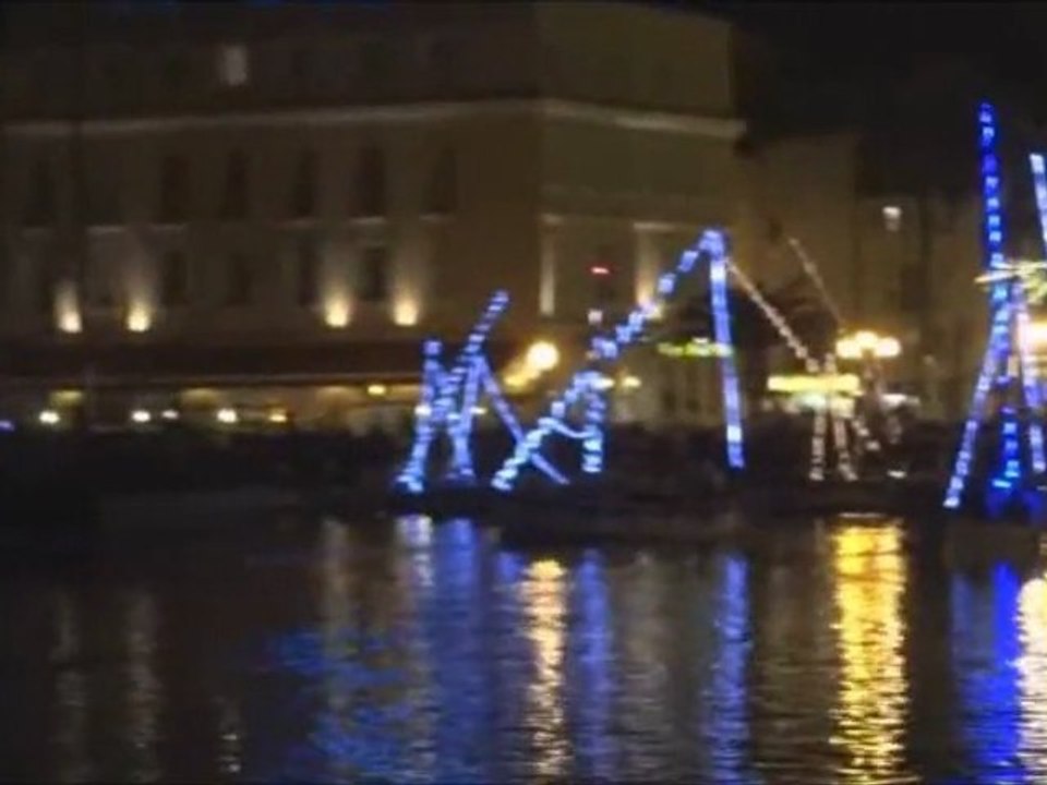 Le défilé de noël des pointus de Sanary