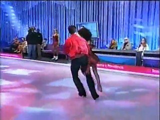 Claudia Ohana na Dança no Gelo Me Chama que eu vou