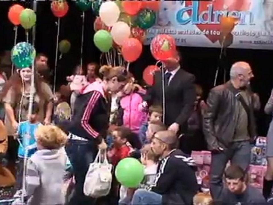 ARBRE DE NOEL DE CANNES 2011 SUITE