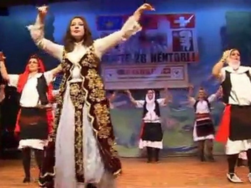 Festa e 28 nentorit