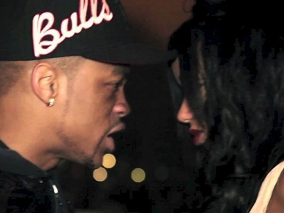 Nino Lescro - Mic check one two