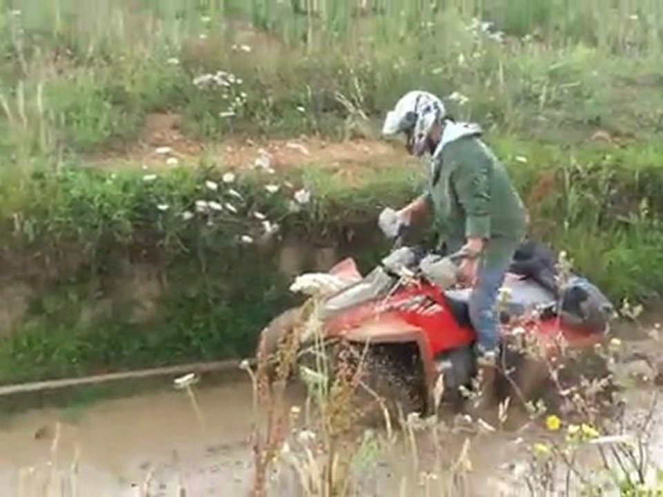 /Mouzeil Quad, hommage aux fosses (17/07/2011)